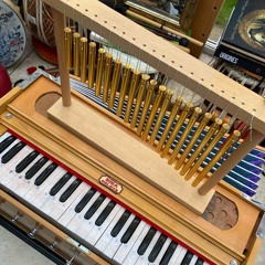 Harmonium-vocals-chimes