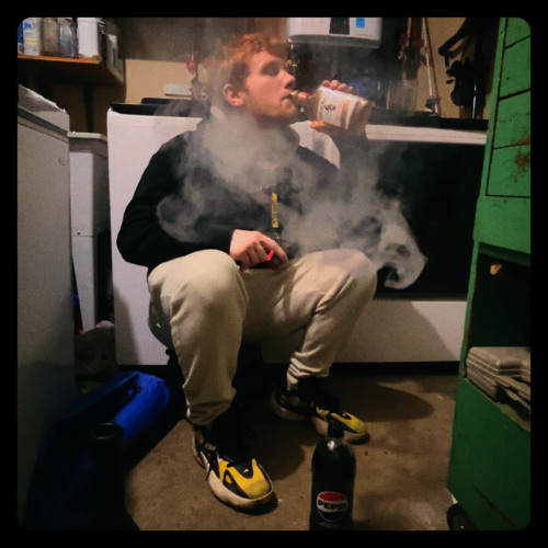 C0nC3al - I Love To Get High (Prod By: C0nC3al)