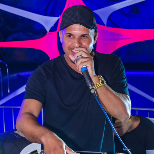 VAI COM BUMBUM FAZENDO TREME TREME TREME VS BOTA PRA TREME [ DJ'S MATEUS DA NV E PL SANTOS ]