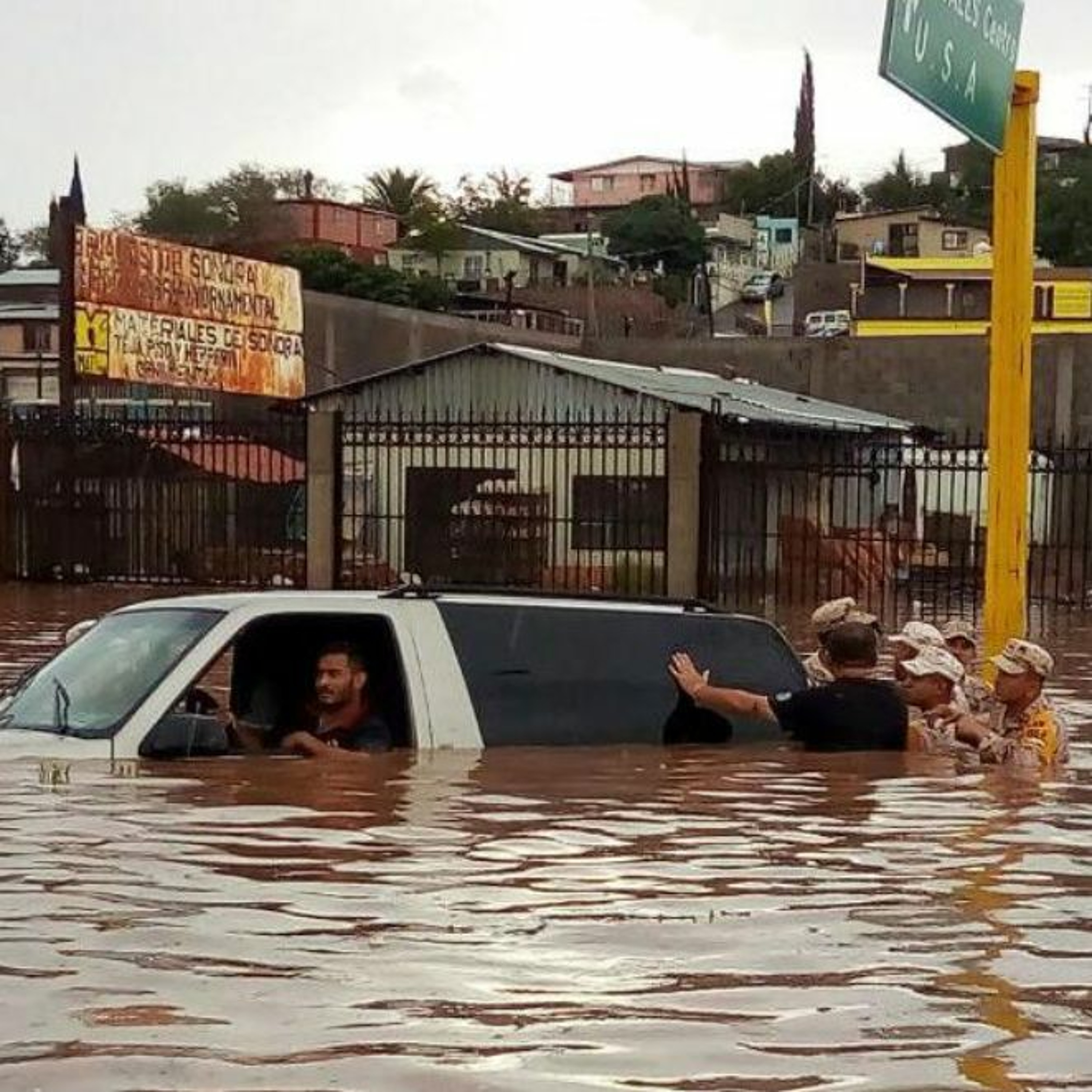Flood Justice in the US-Mexico Borderlands: Ambos Nogales (In English) episode artwork