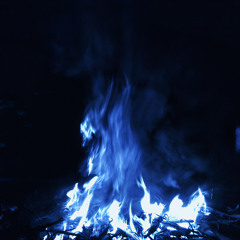 В землянке (Бьётся в тесной печурке…)