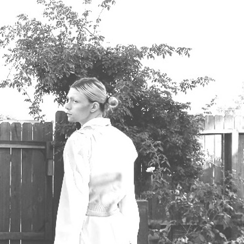 THROWAWAY(SOUNDCLOUD EXCLUSIVE)