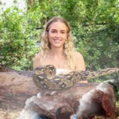 UPDATE 18+ ONE GIRL 50 SNAKES VIDEO ONE GIRL 50 SNAKE ORIGINAL