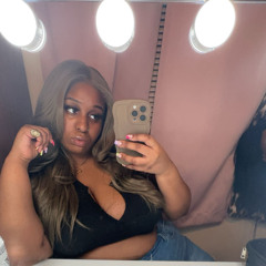 Yuneke- Close feat. Bsand