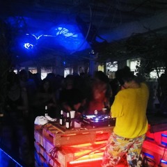 rossiJ @ F&F Festival 23 : Turbosound im Ballsaal