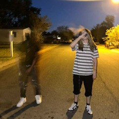 too close (prod OkkMof + Majki)