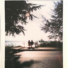 Tình chúng ta bắt đầu khi mùa thu trở lại...