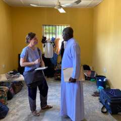 Zuhören - Ein zentrales Charisma von KIRCHE IN NOT