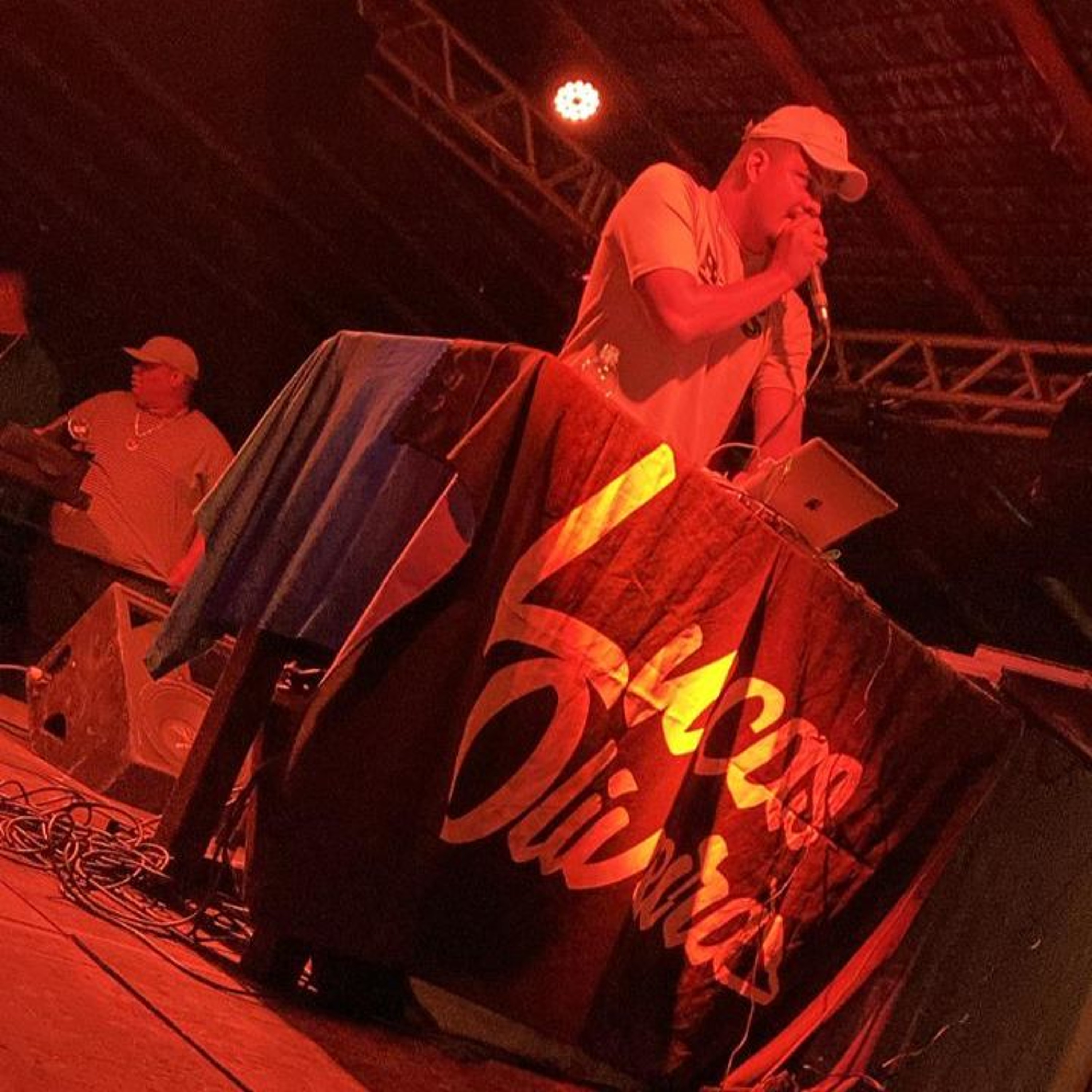 DJ LUCAS OLIVEIRA