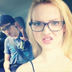 Liv & Maddie (prod hellyetwin)