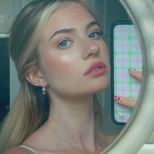 please dont go,i’ll eat you whole,i love you so