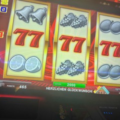 Cover delirioso El Juego De Las Carreritas - T3r4t0m4