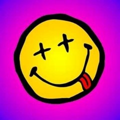 WALKING THROUGH CROWDED EMPTY SPACES .mp3