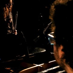 UCRONÍA- FACUNDO LLOMPART Dúo Andrea Escobar - Rodrigo Evangelista