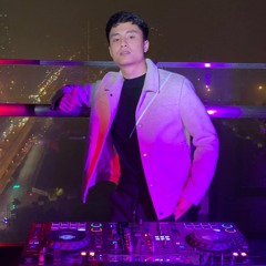 Lee Quynh Houselak