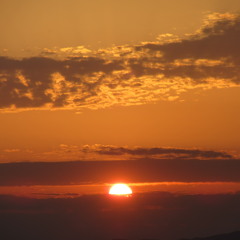 Khawk - SUNSHINE TAPES.(320kb)