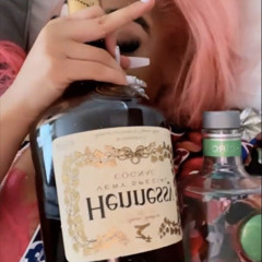Girls luv 2 party