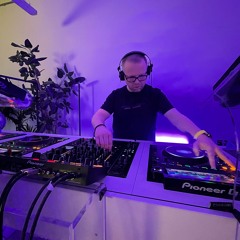 Midnight Afro-Tech House Freestyle .wav