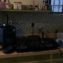 Kitchen Sesh by Albamuzikk