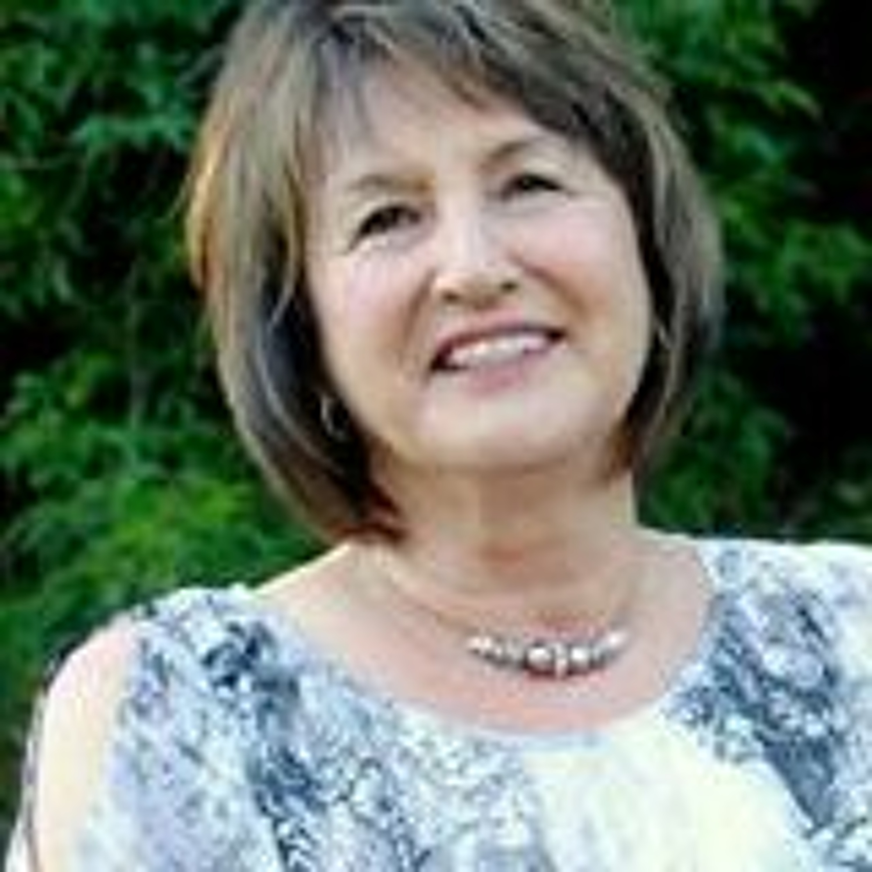 This week Angel's guest is Lois Flewelling from Empowering Life