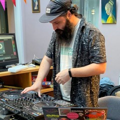 Electro/Italo/Synthwave set (Kro FM @Valve, Oulu)