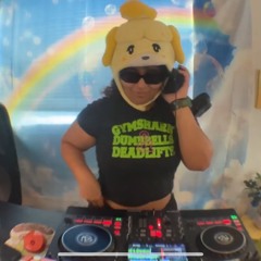 ISABELLE THROWS DOWN DUBSTEP