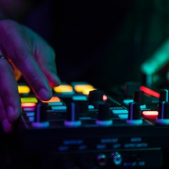 SEAMLESS SESSIONS #4