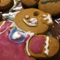 Ukrainian children await St. Nicholas on his feast day, by Ann Tsyhanok, read by Daria Prymak