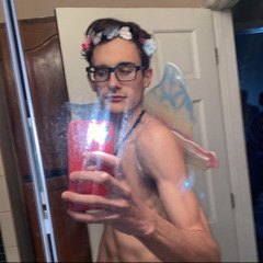 HOT GARBAGE(PROD.DOCROSES x TYLXR)