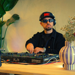 USTA – Sounds of the Neighborhood #1 | Live DJ Set in Istanbul (House)