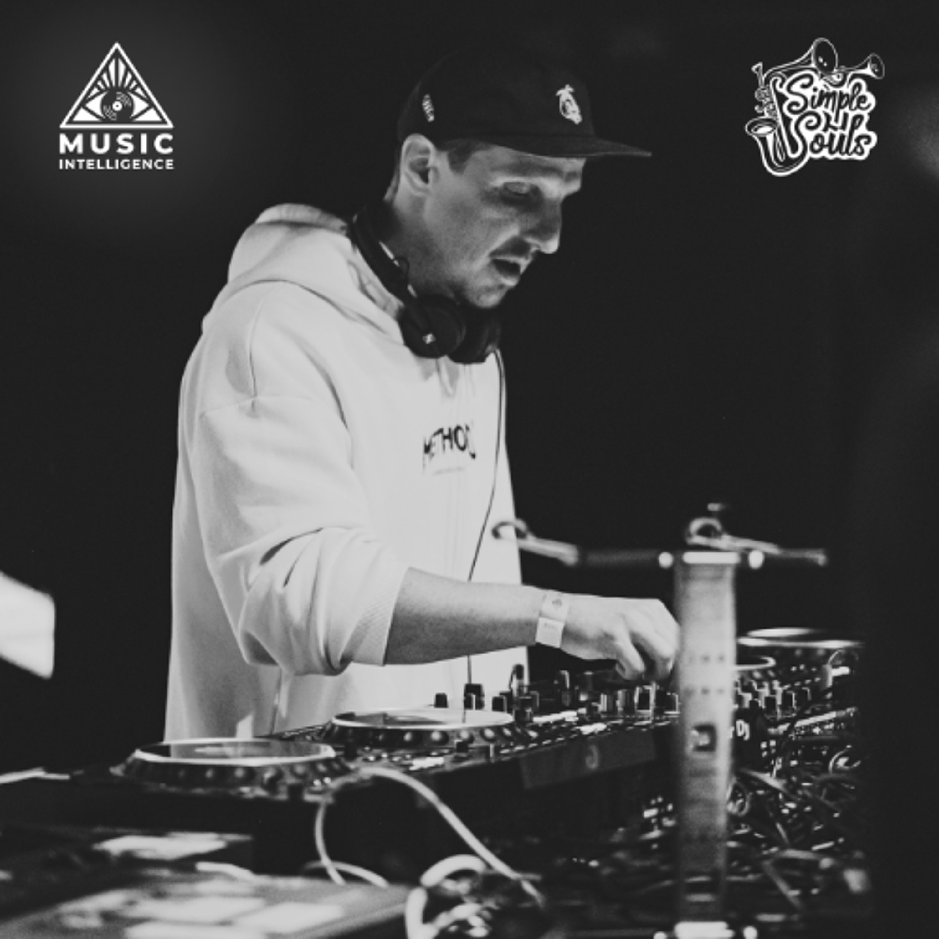 Music Intelligence Podcast | Simple Souls (#108 05/26)