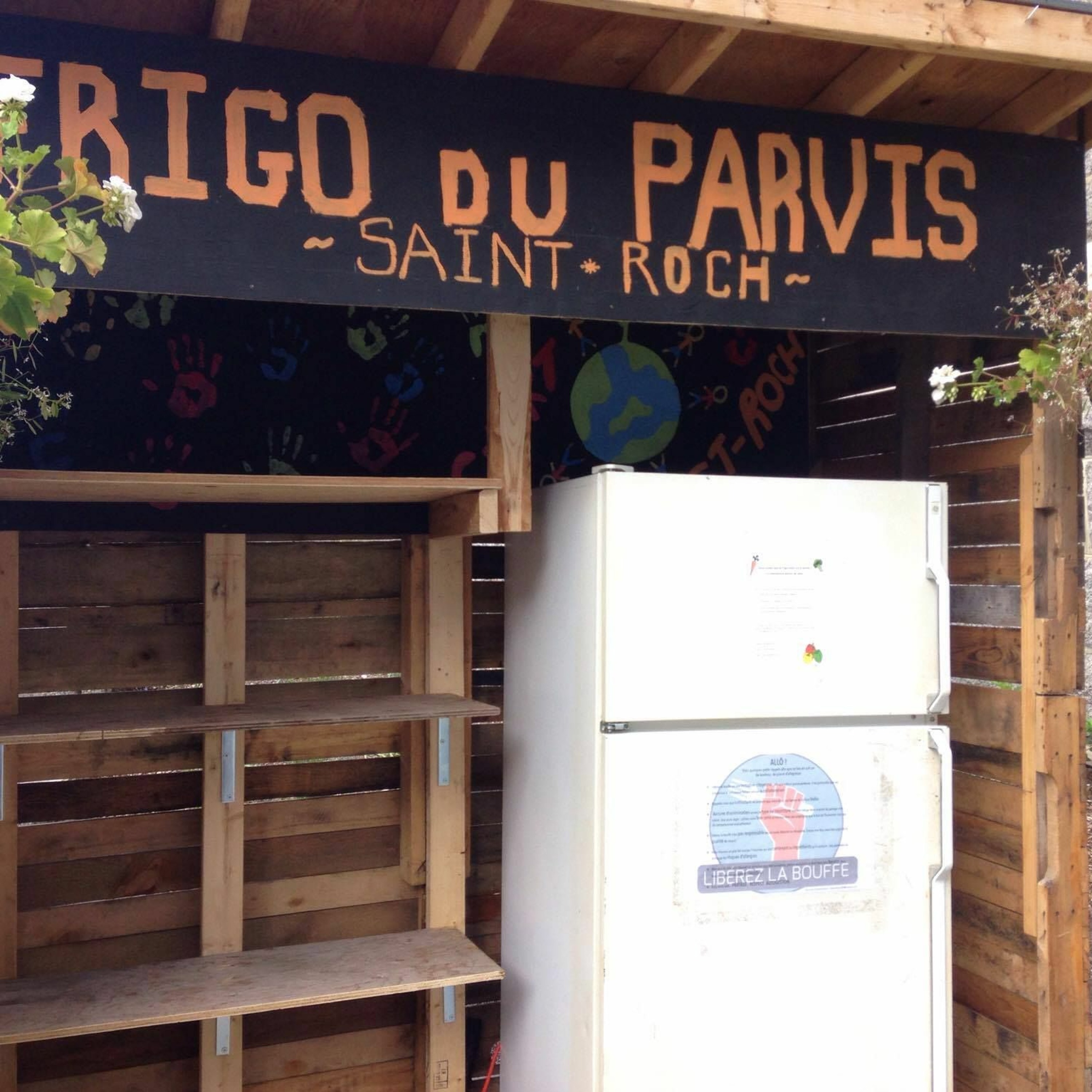 SOCIÉTÉ | Une campagne de sociofinancement pour un 2e frigo du parvis à St-Roch episode artwork