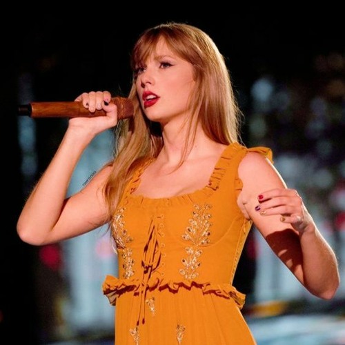 Tis The Damn Season live at The Eras Tour