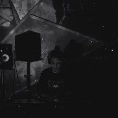 Tech house for sister