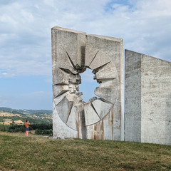 #92 Spomeniks - Jugoslawiens monumentale Erinnerungskultur