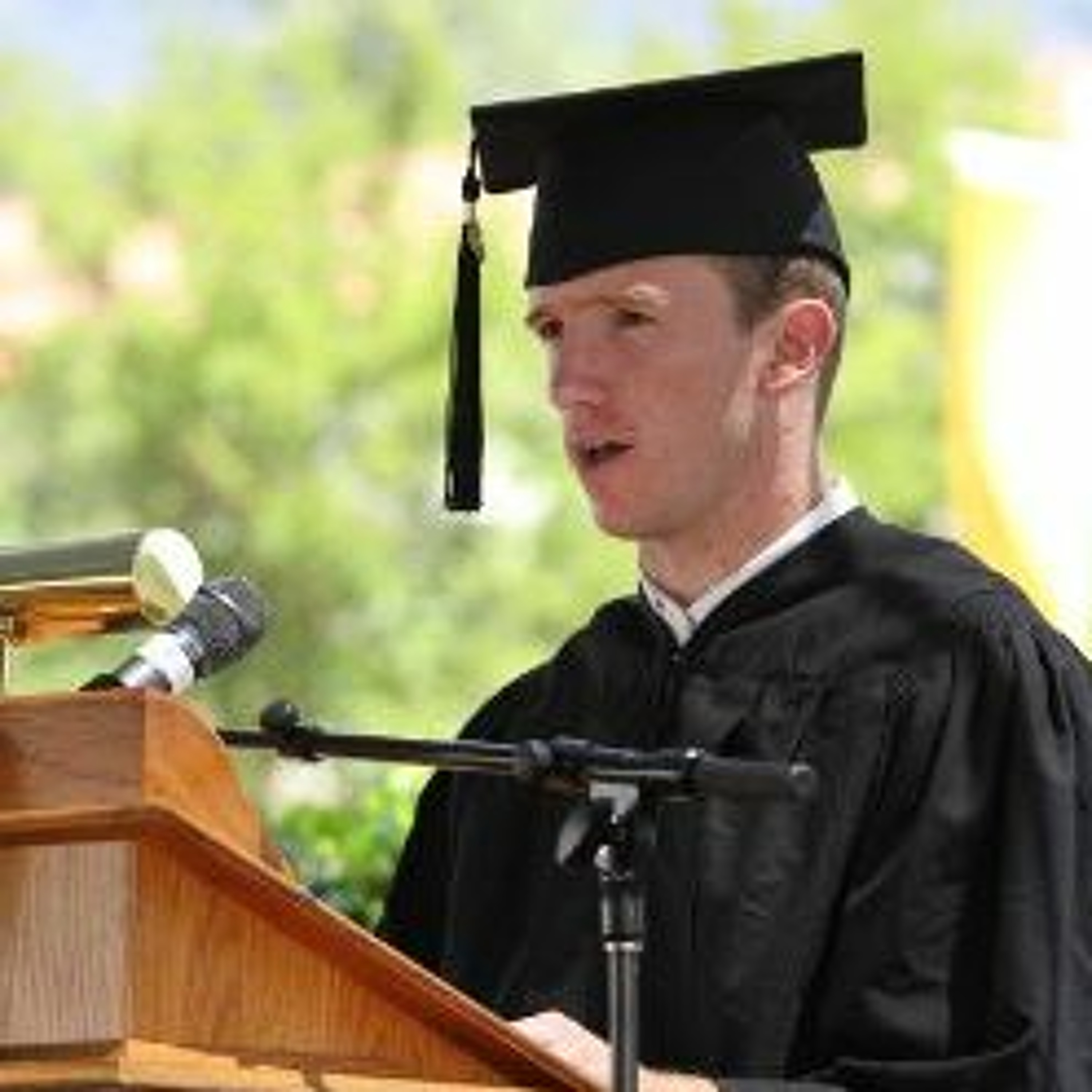 The 2013 Senior Address episode artwork