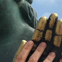 Madeleine Stack – Portable Monument ft. Mikatsiu