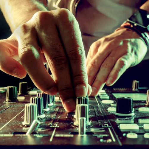 Angelo Martinez In The Mix October 2025