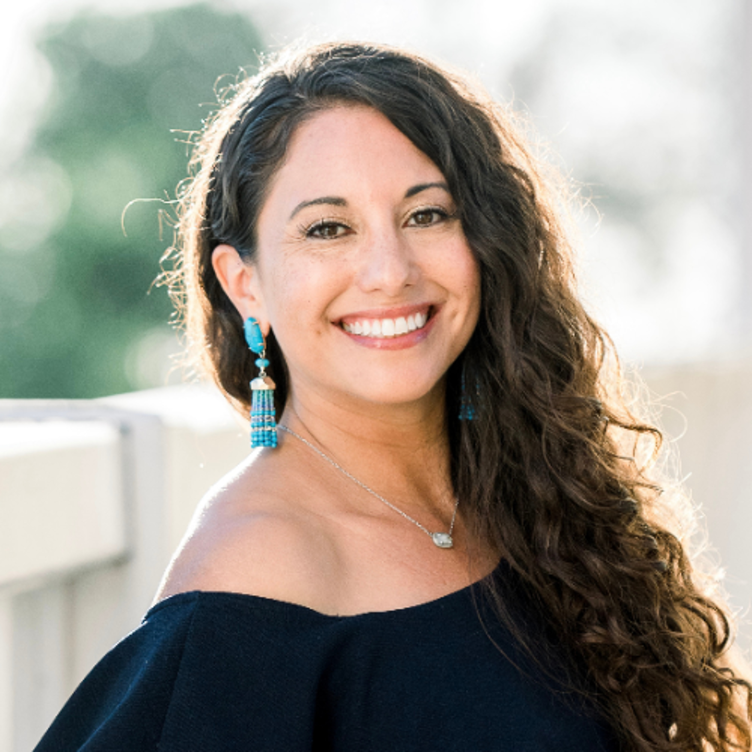 543. Estrogen, Progesterone, Cortisol and More: Understanding Hormonal Health with Dr. Mariza Snyder episode artwork