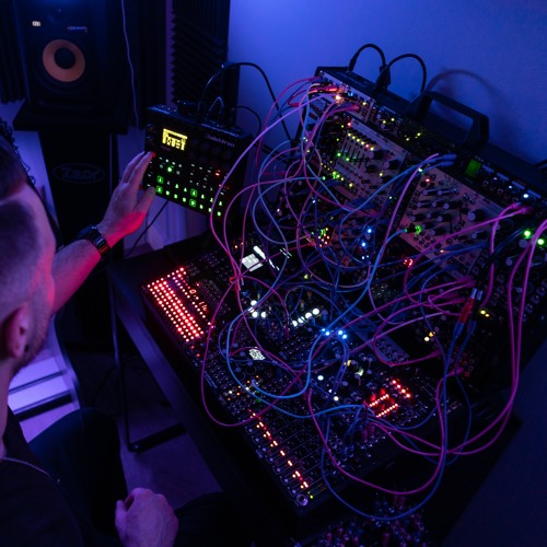 Paul Franc (Live) Modular Performance @ HYP3RC3LL 04 - 08 - 23