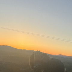 Sunset in California - Joey Burns x Gab6 (prod. sheepy x staywoozy)