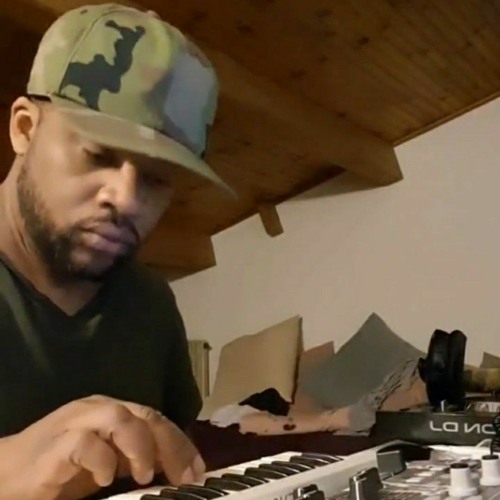 Feet Of Scandalz 2 Feat. Le Cy