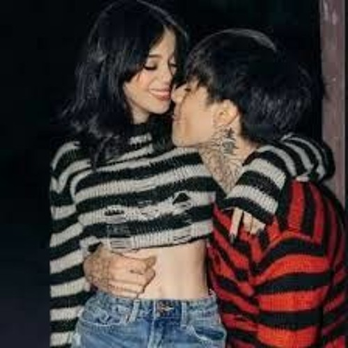 STRANGEHUMAN-Sustancias En Mi Corazón (Preview Completo)(MP3_320K).mp3