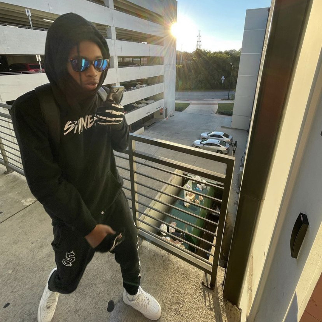 artworks-FKJD2YXdUdyygKyy-