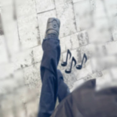 Chronically online (foxglove + mamoru)