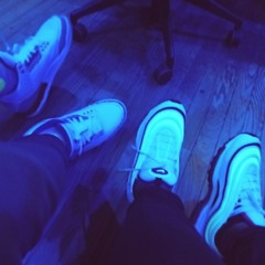 Awesome - UniikSoul aka MissKirk