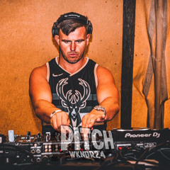 TuR Live @ PITCH WKNDR24