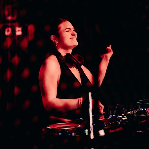 ANGIE RAY FOR TECHNØ VIBRATIONS @ JACKS LIVE IN CLT (HARD TECHNO/SCHRANZ SET)