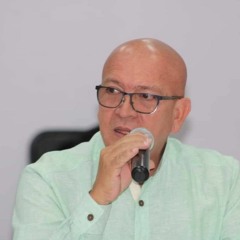 Obras prioritarias para Comala anuncia alcalde Felipe Michel.