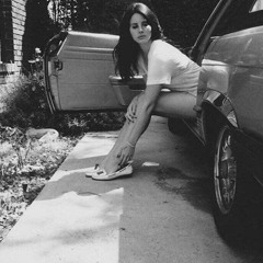 Lizzy Grant ⋆·˚ *:. ༘･